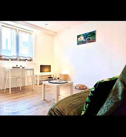 Studio Proche Centre, Zoo Et Axes Routiers Appartement Maubeuge Buitenkant foto
