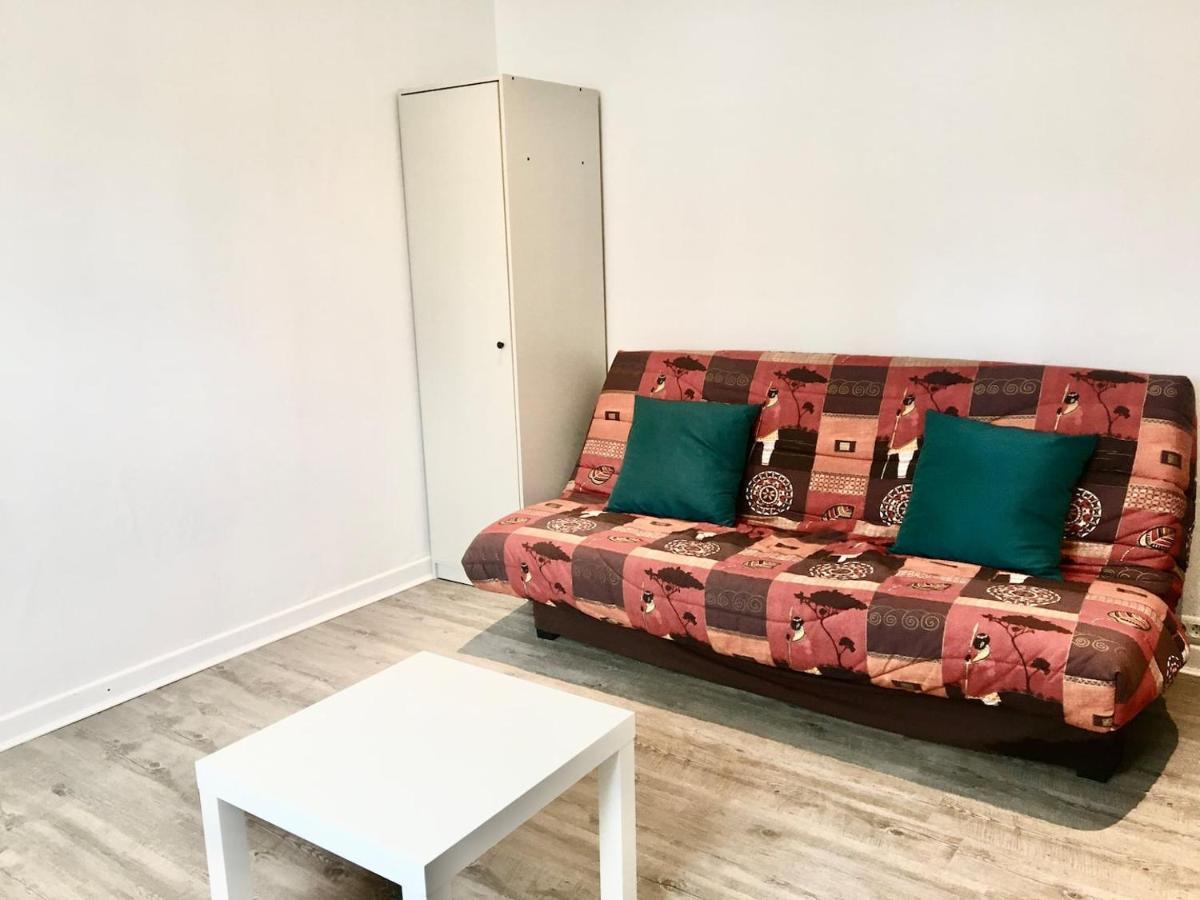 Studio Proche Centre, Zoo Et Axes Routiers Appartement Maubeuge Buitenkant foto