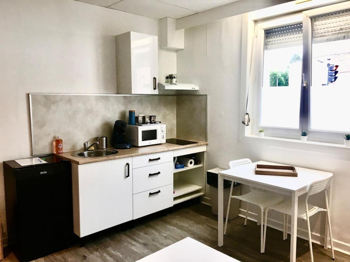 Studio Proche Centre, Zoo Et Axes Routiers Appartement Maubeuge Buitenkant foto